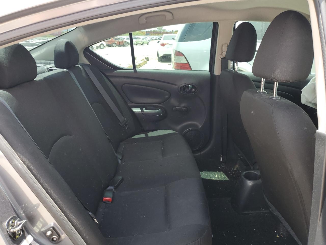 2018 Nissan Versa S VIN: 3N1CN7AP7JL887283 Lot: 57505414