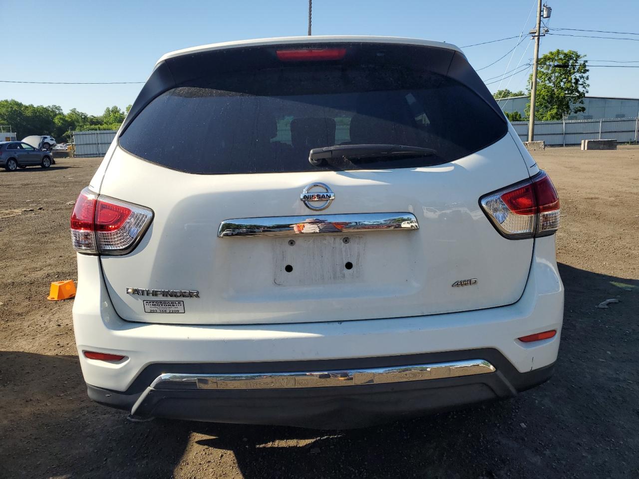 2015 Nissan Pathfinder S VIN: 5N1AR2MMXFC704714 Lot: 58382474