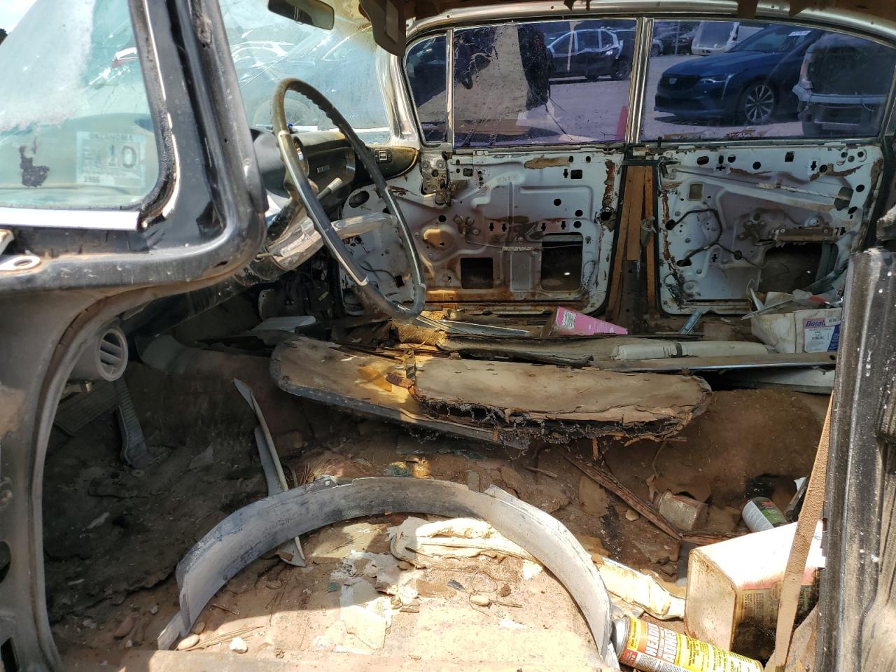 1960 Cadillac 60 Special VIN: 60K038759 Lot: 61137984