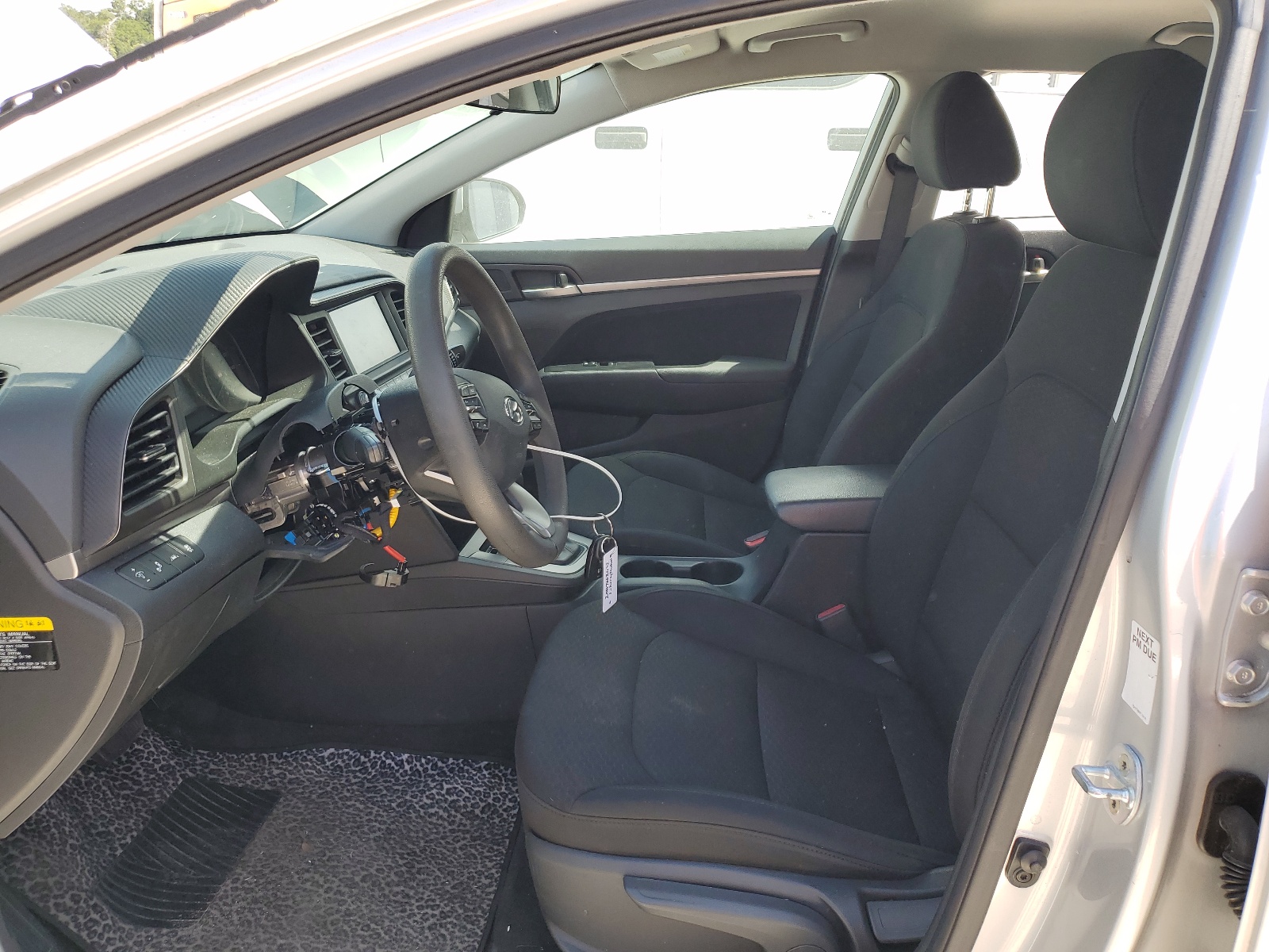 5NPD84LFXKH421098 2019 Hyundai Elantra Sel