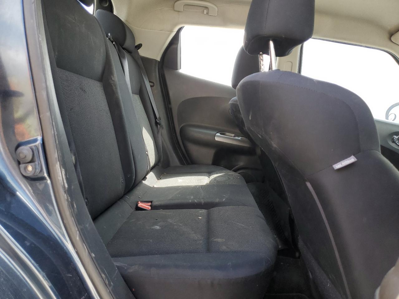 2014 Nissan Juke S VIN: JN8AF5MR4ET359015 Lot: 59703124