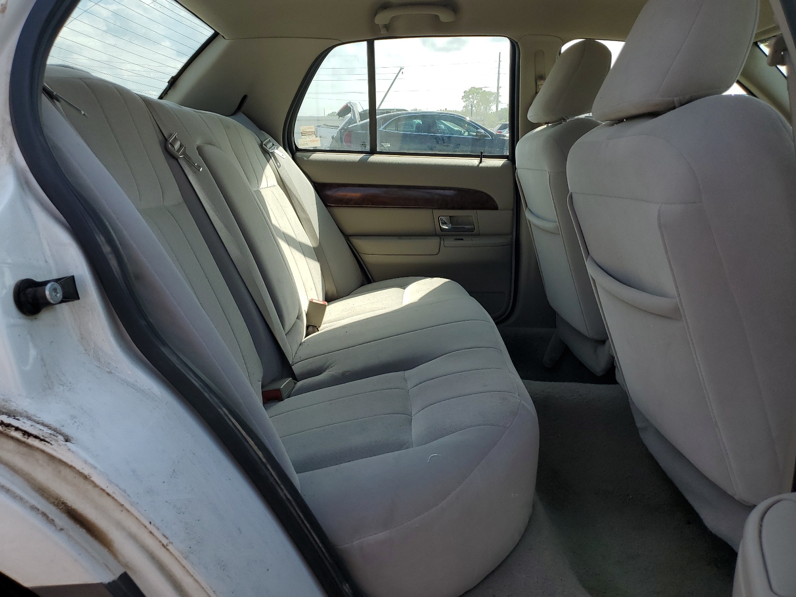 2MEFM74V06X636505 2006 Mercury Grand Marquis Gs