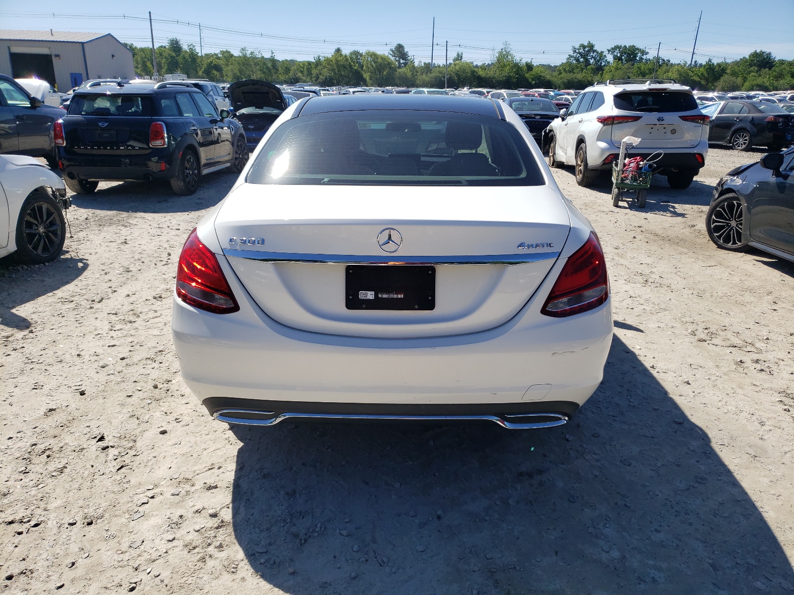 55SWF4KB2GU109889 2016 Mercedes-Benz C 300 4Matic
