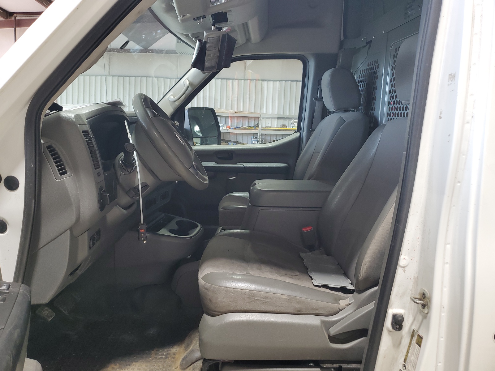 1N6BF0LY7MN807677 2021 Nissan Nv 2500 S