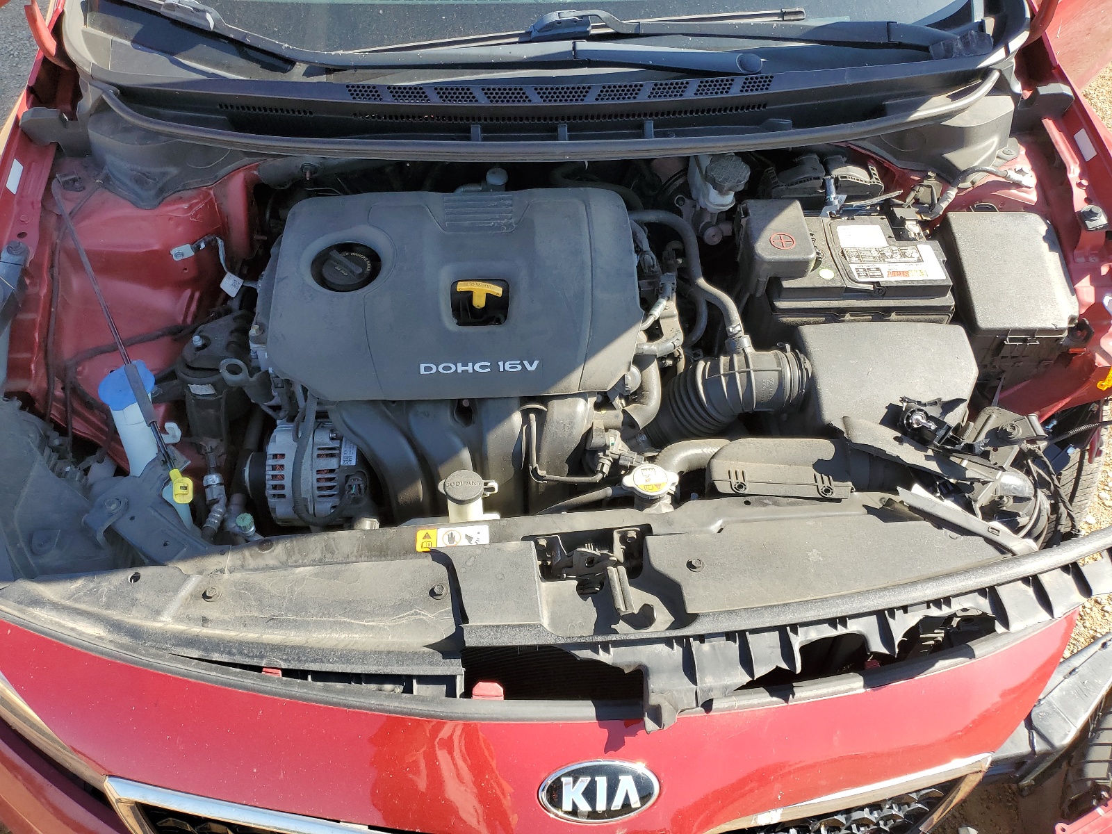 3KPFL4A75JE266885 2018 Kia Forte Lx