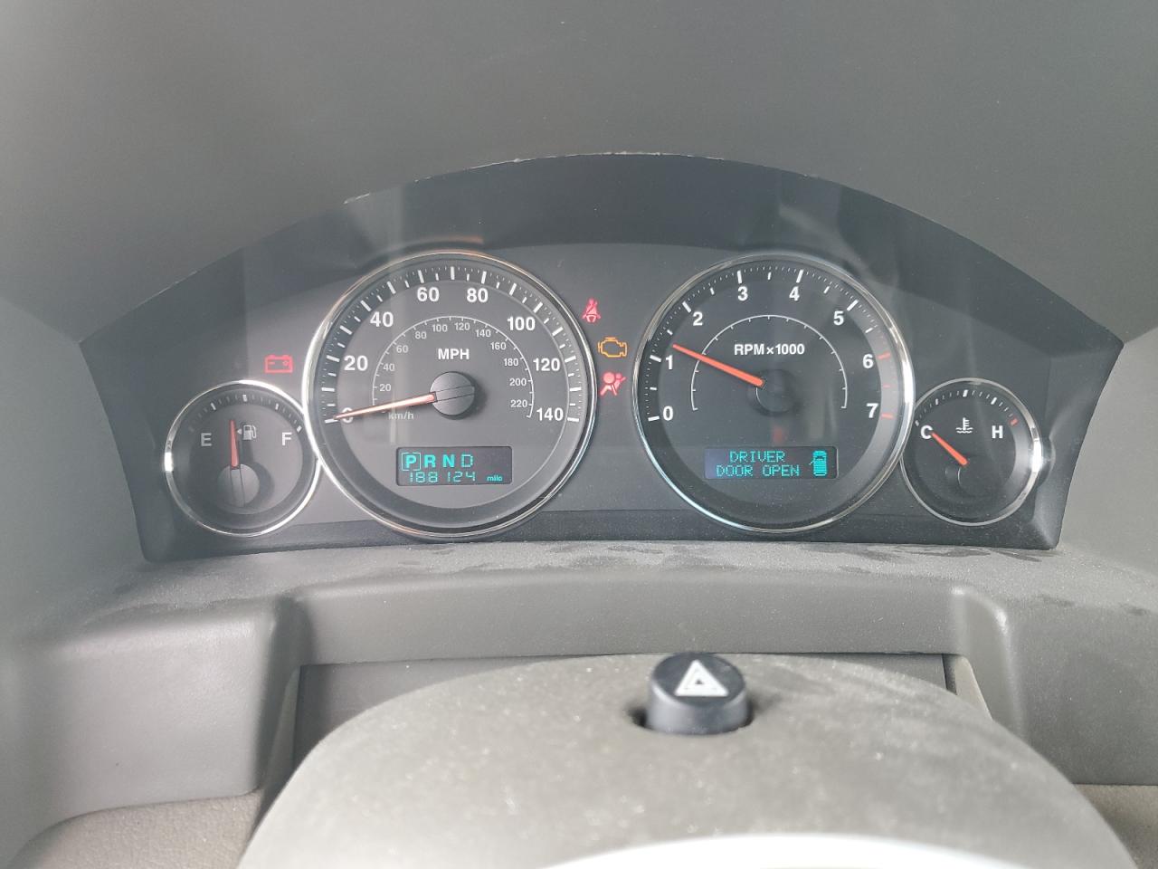 2006 Jeep Commander VIN: 1J8HG48N76C131545 Lot: 58724644