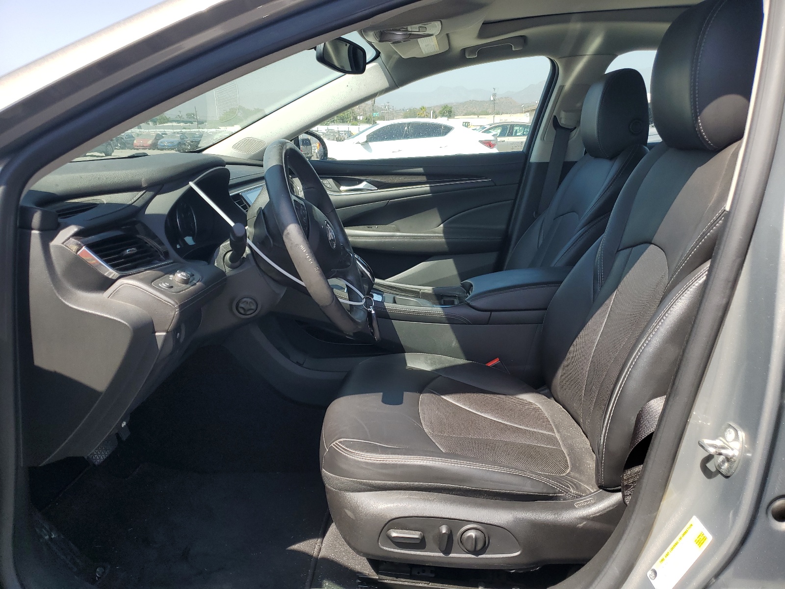 1G4ZP5SS8HU145379 2017 Buick Lacrosse Essence