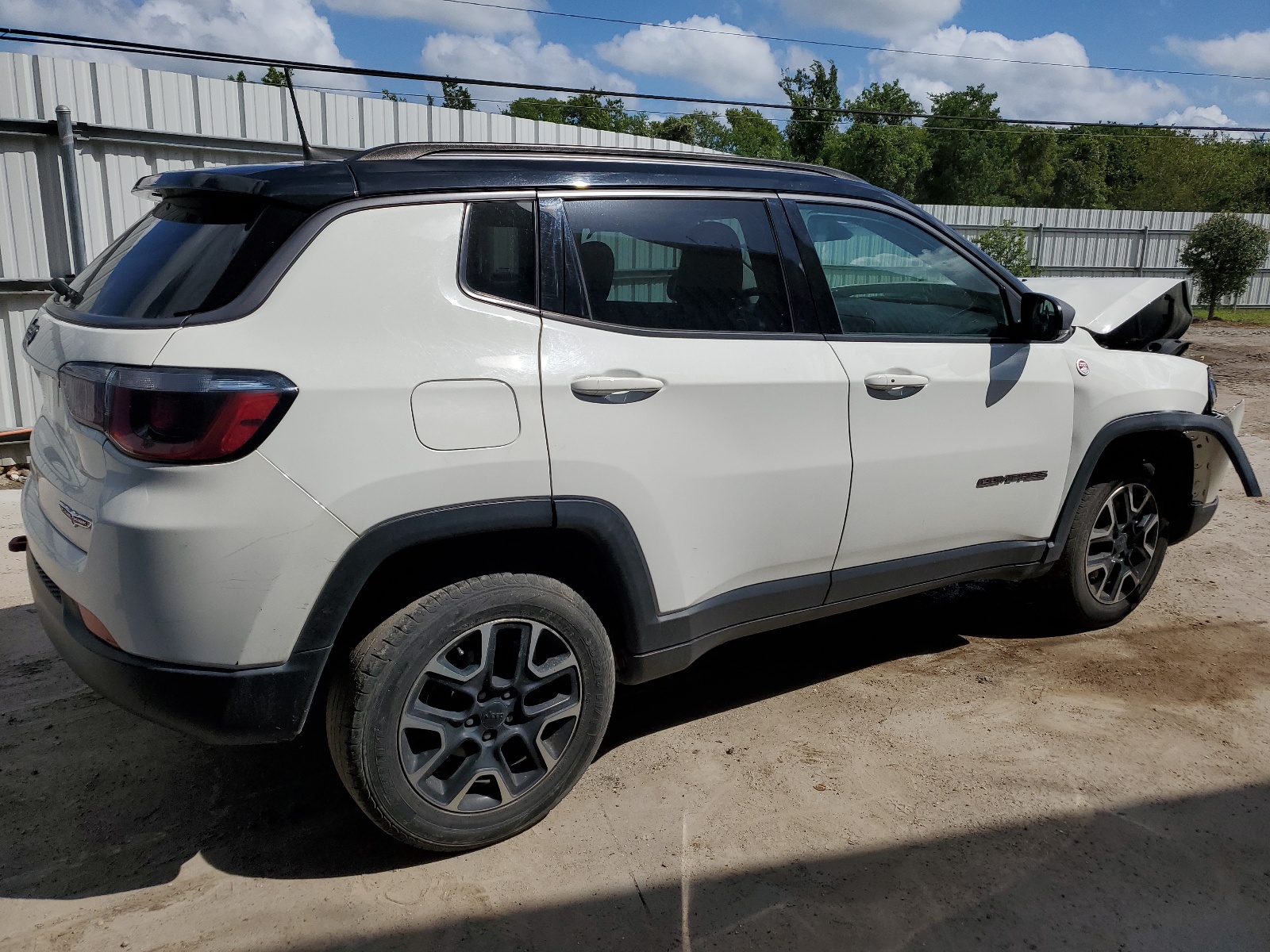 2020 Jeep Compass Trailhawk vin: 3C4NJDDBXLT111698