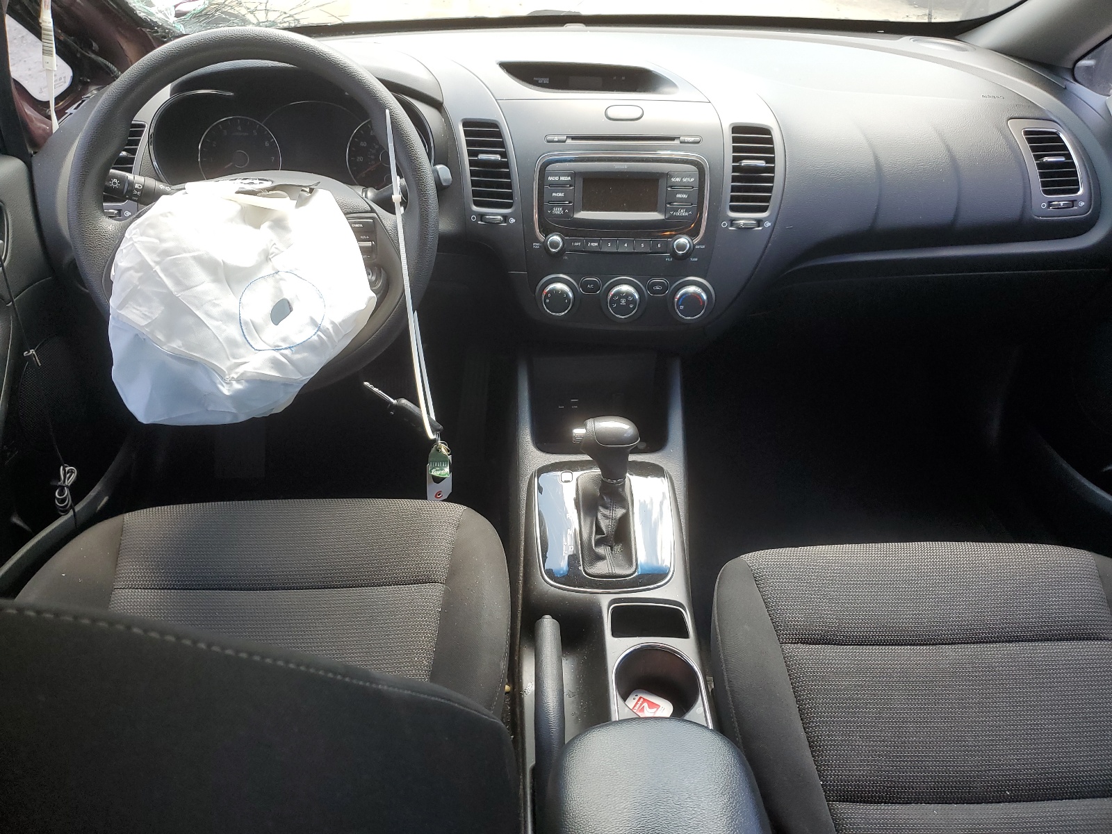 3KPFK4A7XJE213148 2018 Kia Forte Lx