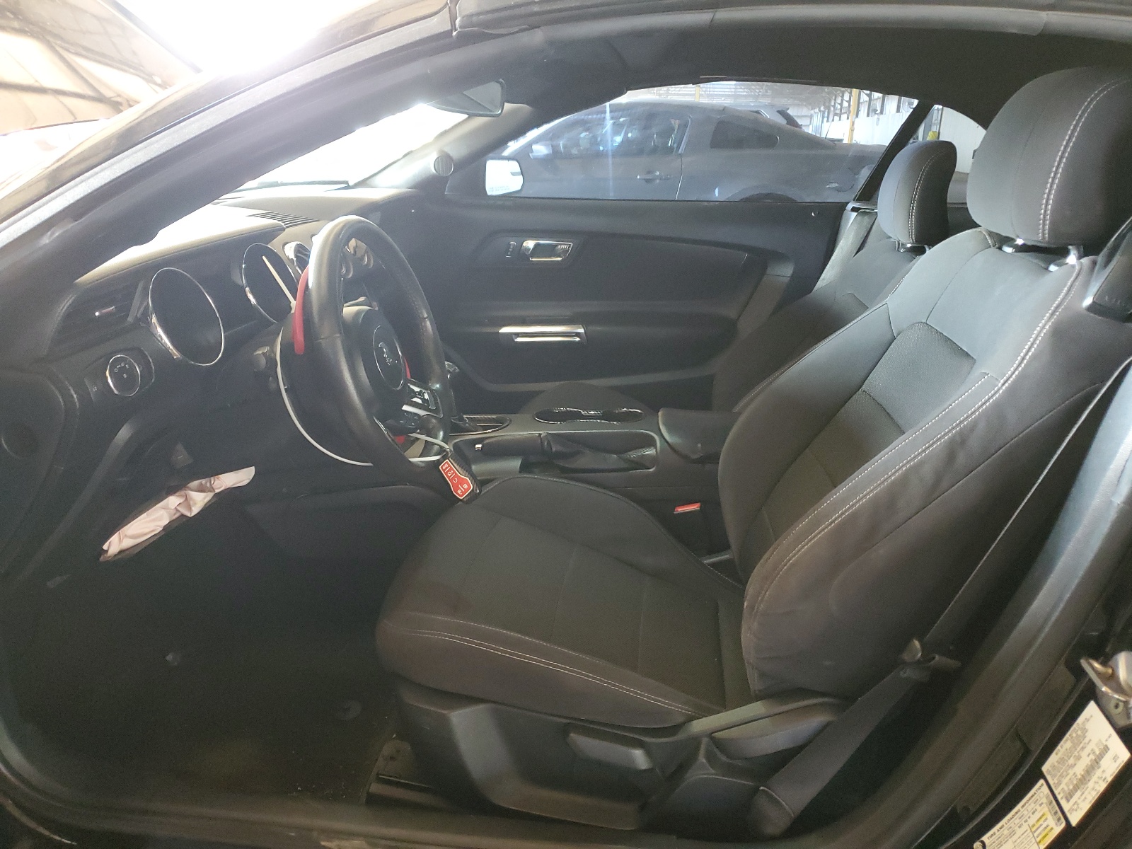 1FATP8EM2F5371987 2015 Ford Mustang