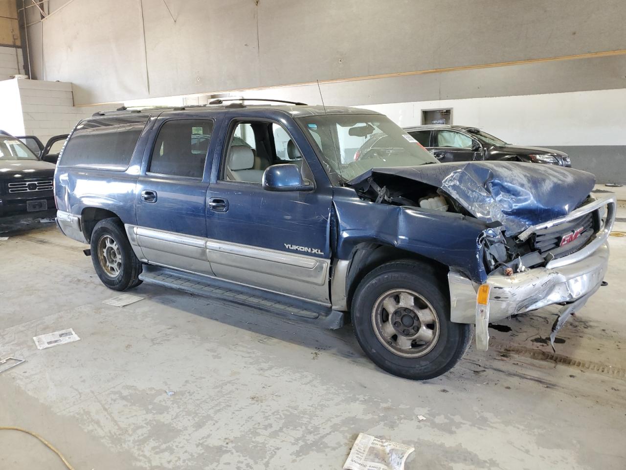 2000 GMC Yukon - Image 4