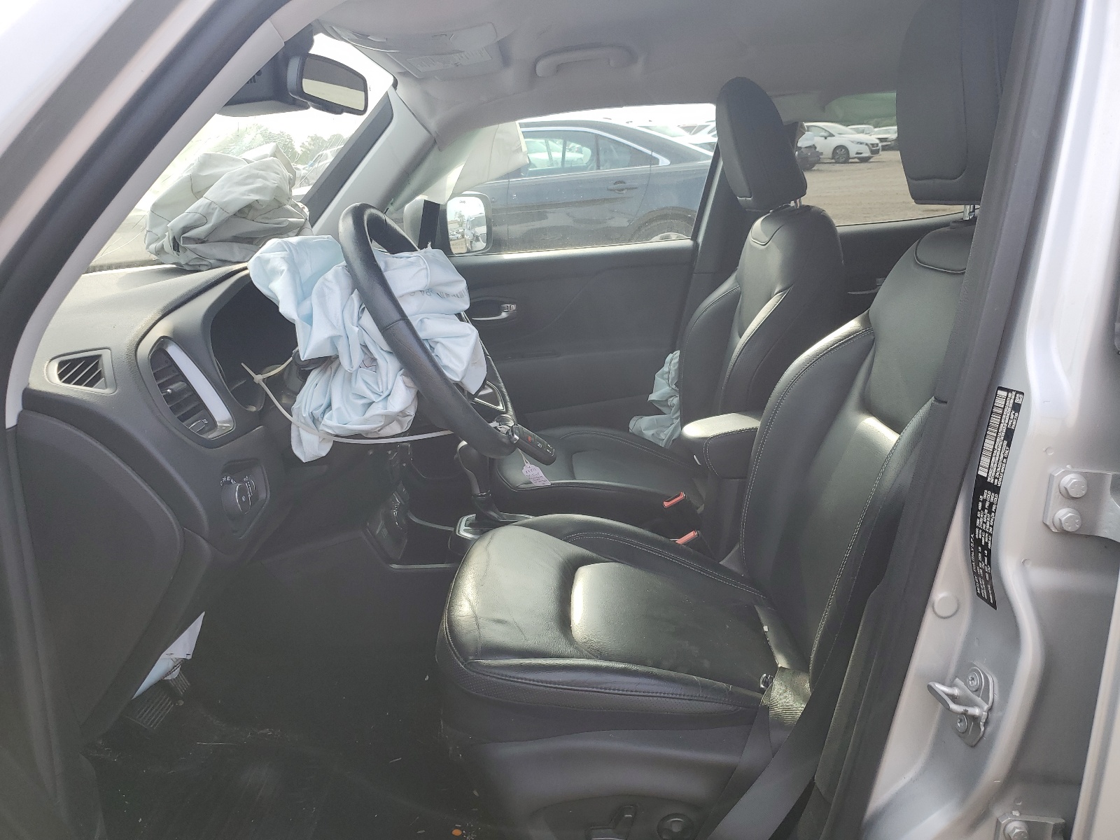 ZACNJDD15MPN33262 2021 Jeep Renegade Limited