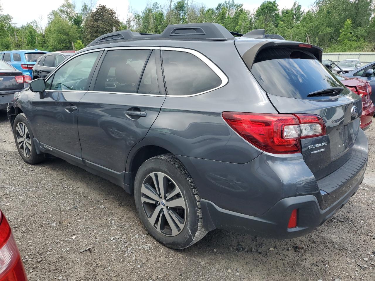 4S4BSAKC6J3273813 2018 Subaru Outback 2.5I Limited