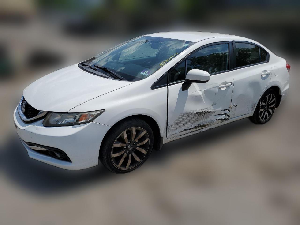 19XFB2F51FE115810 2015 HONDA CIVIC - Image 1