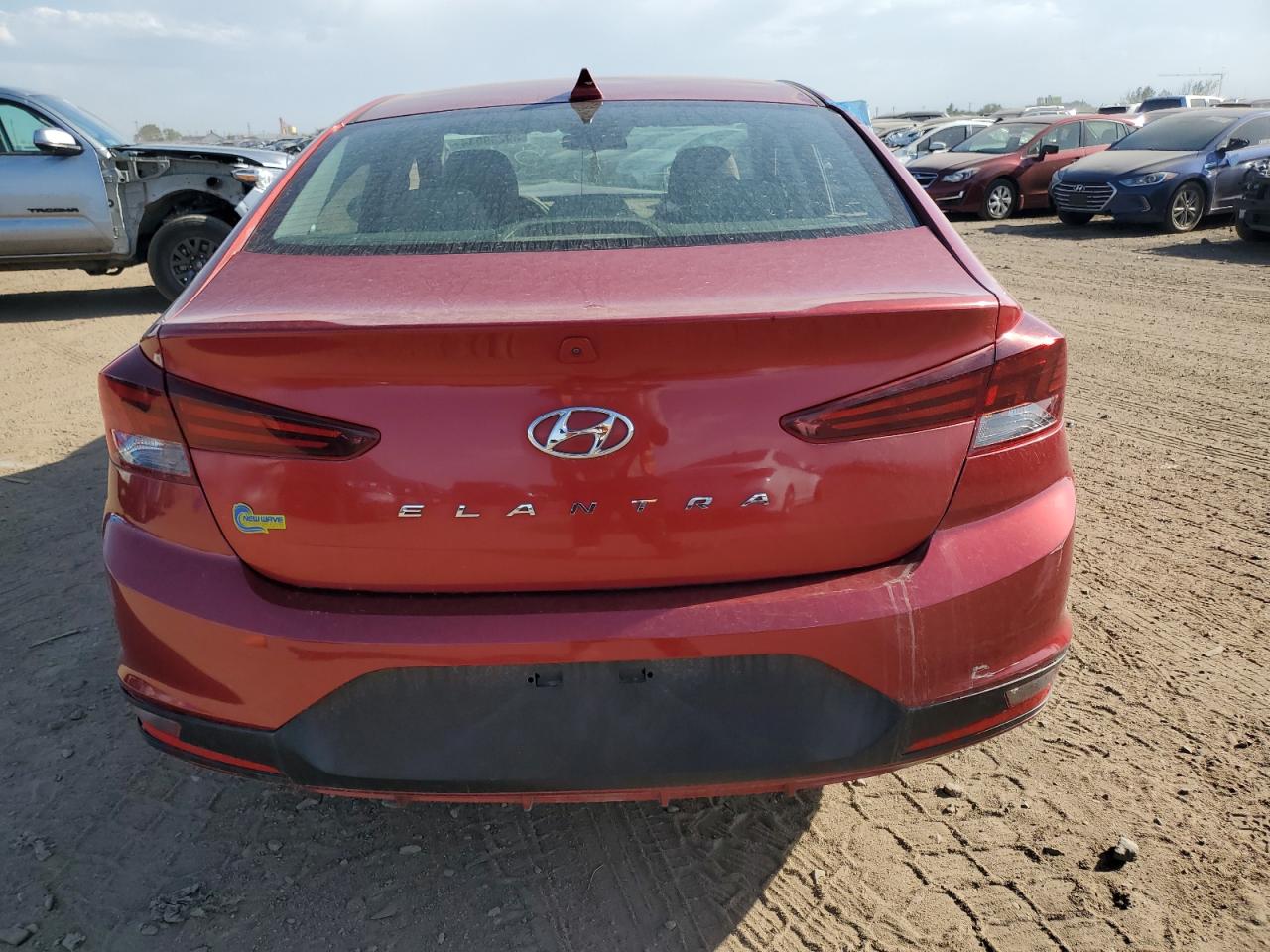 2019 Hyundai Elantra - Image 6