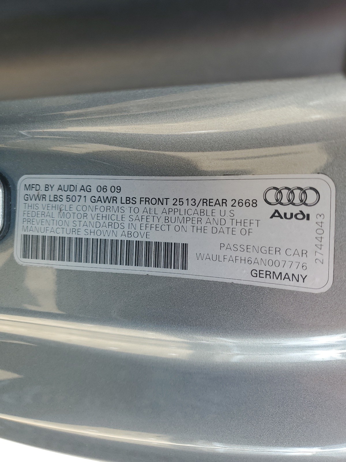 WAULFAFH6AN007776 2010 Audi A5 Premium Plus