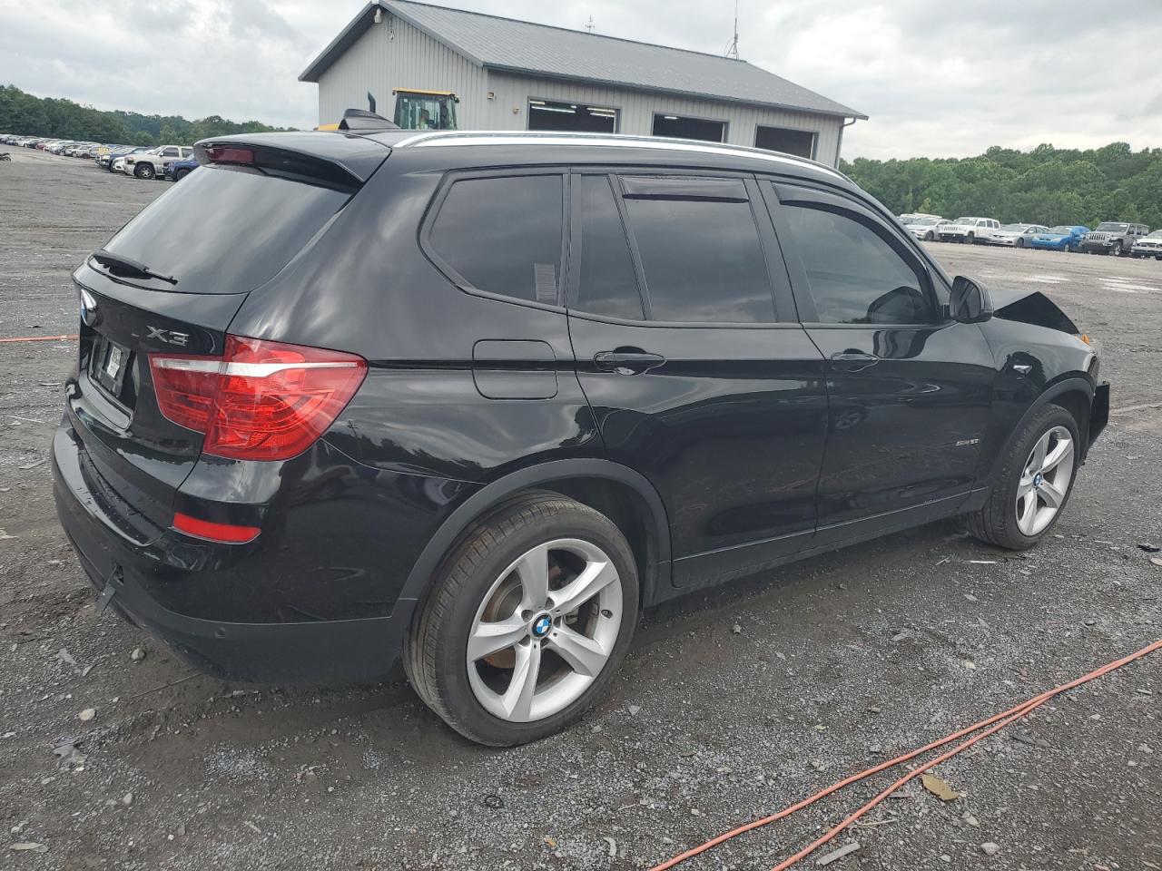 VIN 5UXWZ7C59H0U44813 2017 BMW X3 no.3