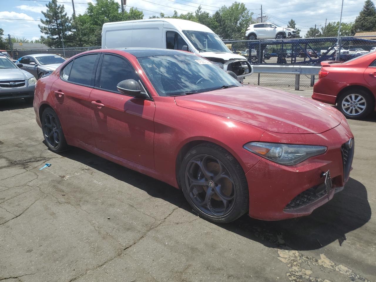 VIN ZARFAEEN4H7560430 2017 ALFA ROMEO GIULIA no.4