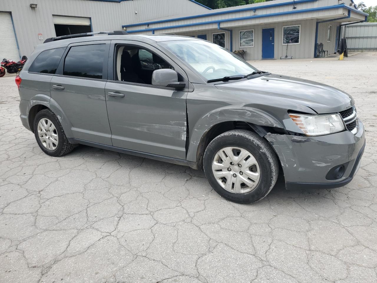 2019 Dodge Journey - Image 4
