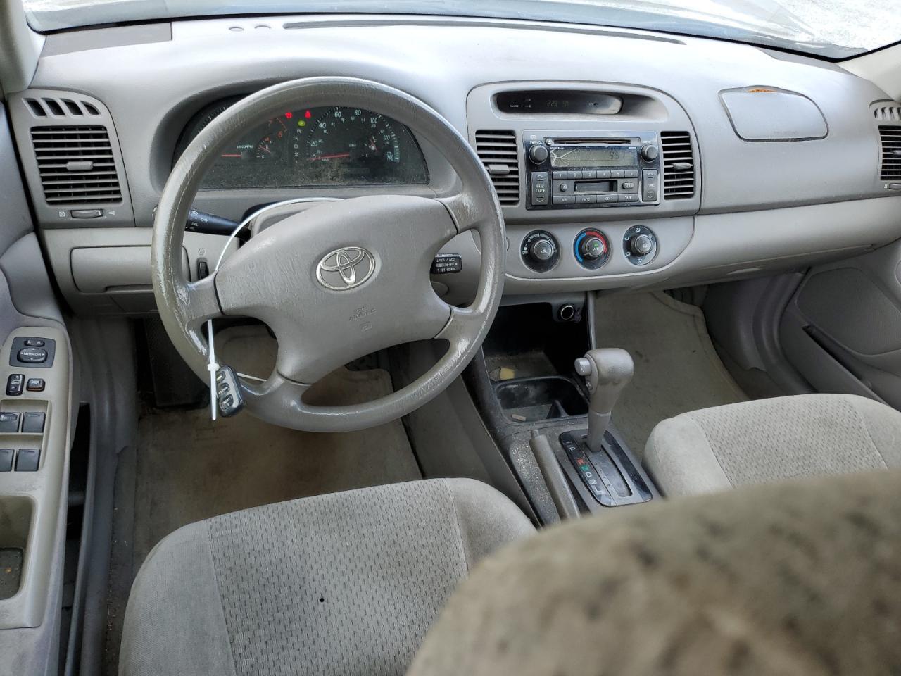 2003 Toyota Camry Le VIN: 4T1BE32K13U770940 Lot: 58066304