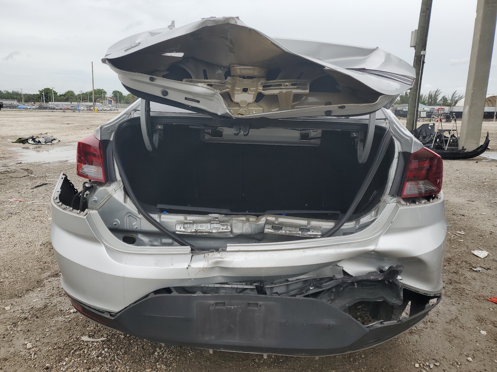 5NPD74LF5LH511571 2020 Hyundai Elantra Se