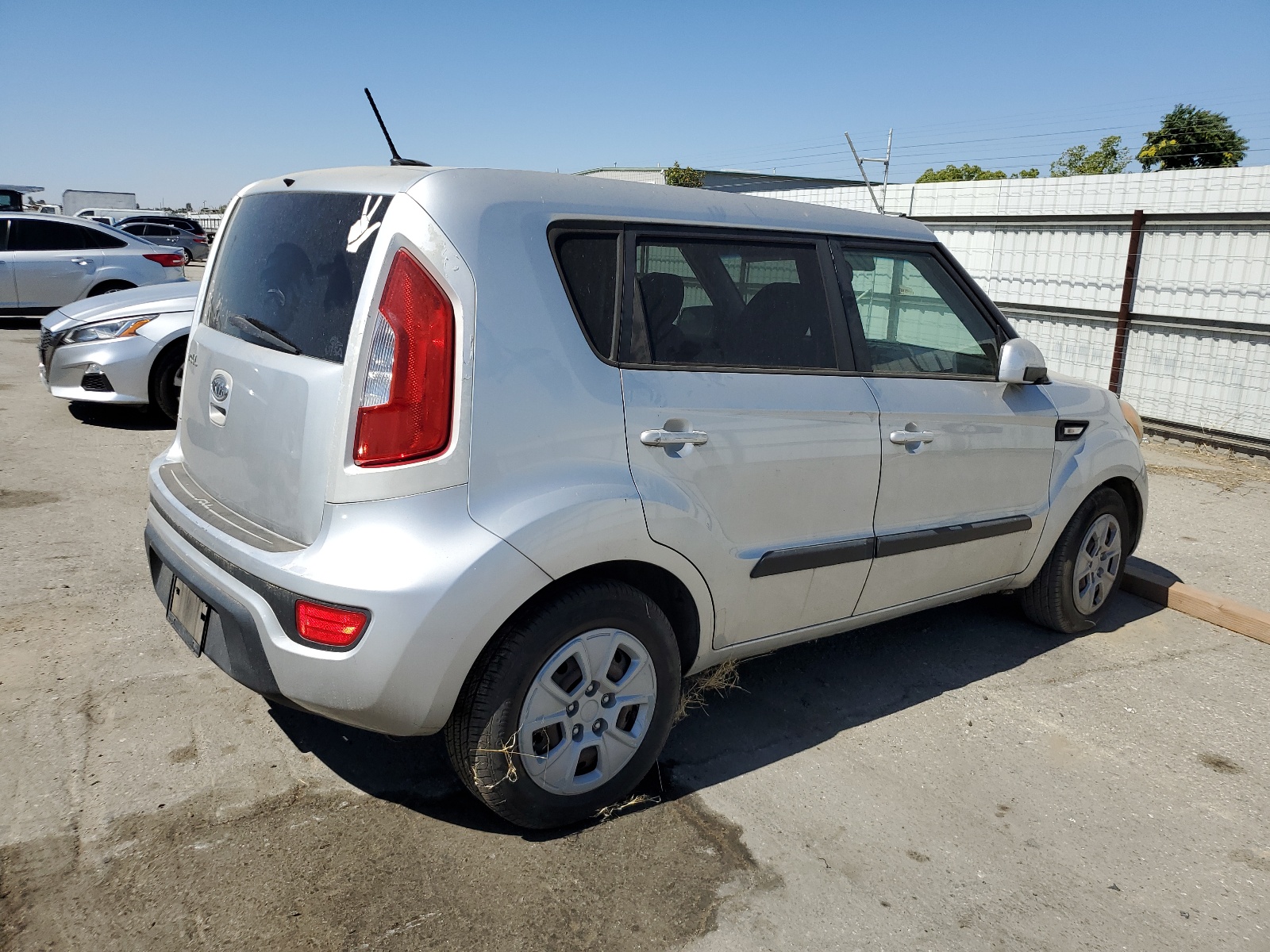 2012 Kia Soul vin: KNDJT2A55C7455391