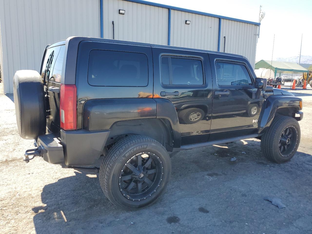2007 Hummer H3 - Image 3