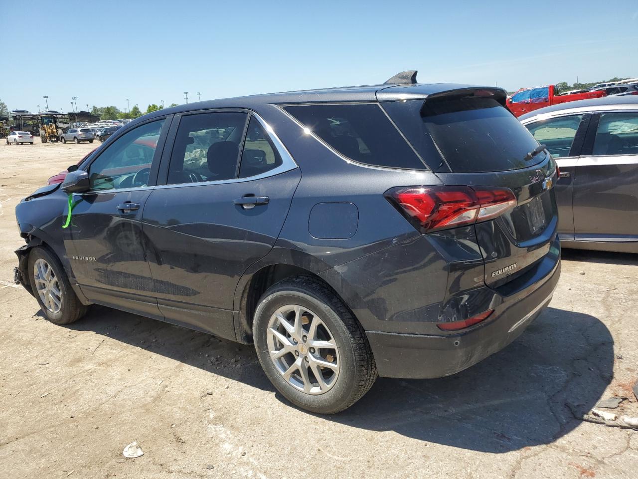 2GNAXTEV7N6116663 2022 CHEVROLET EQUINOX - Image 2