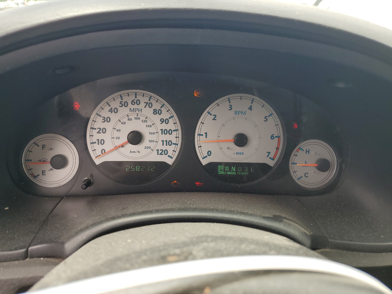 2C4GP44R55R590803 2005 Chrysler Town & Country Lx