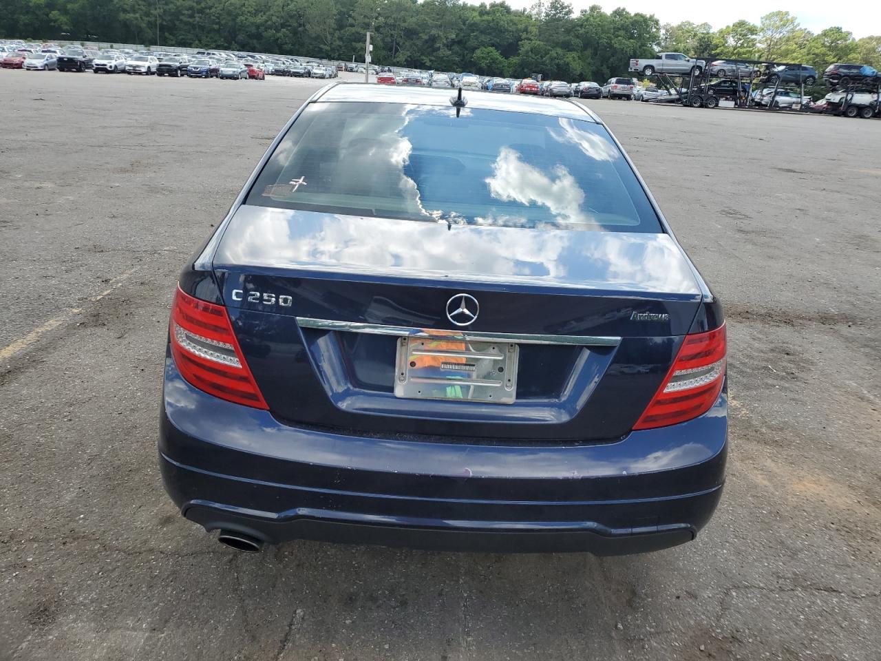 2012 Mercedes-Benz C 250 VIN: WDDGF4HB3CR205702 Lot: 60929484