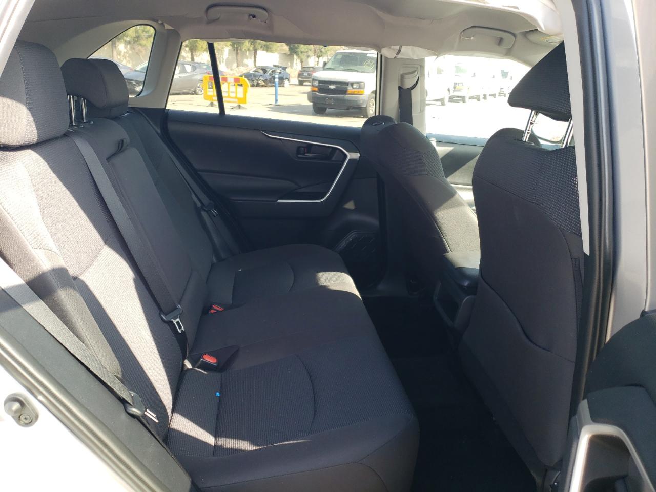 2020 Toyota Rav4 Le VIN: 2T3K1RFV8LW082847 Lot: 57781534