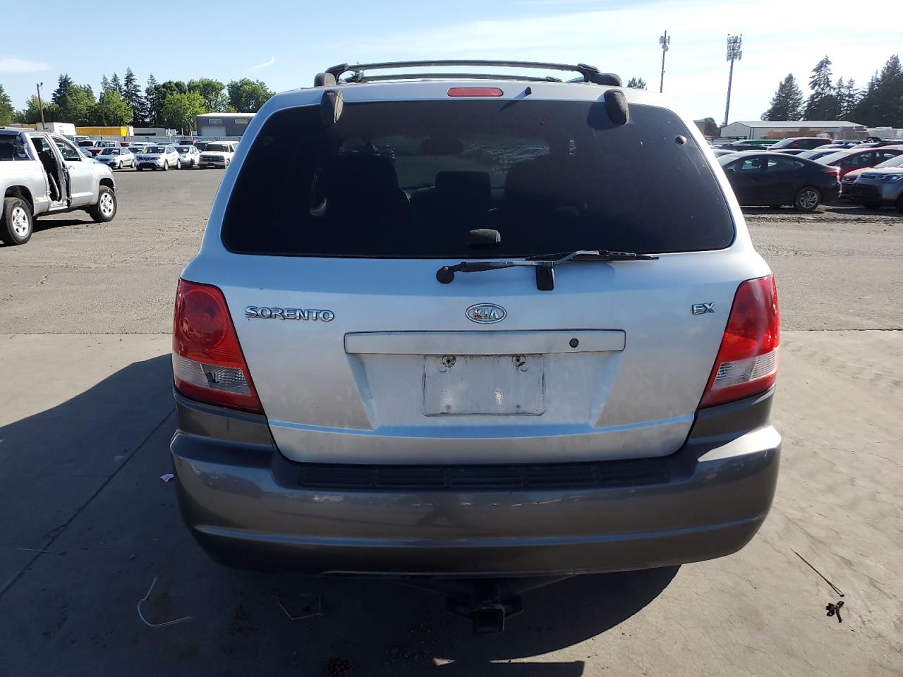 2004 Kia Sorento Ex VIN: KNDJC733645301147 Lot: 59878754