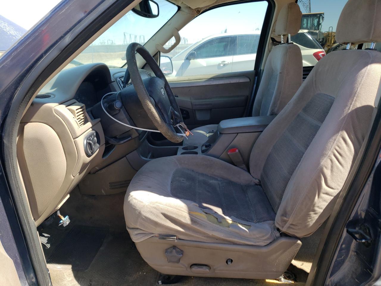 2004 Ford Explorer Xlt VIN: 1FMZU63EX4ZB16311 Lot: 47650594
