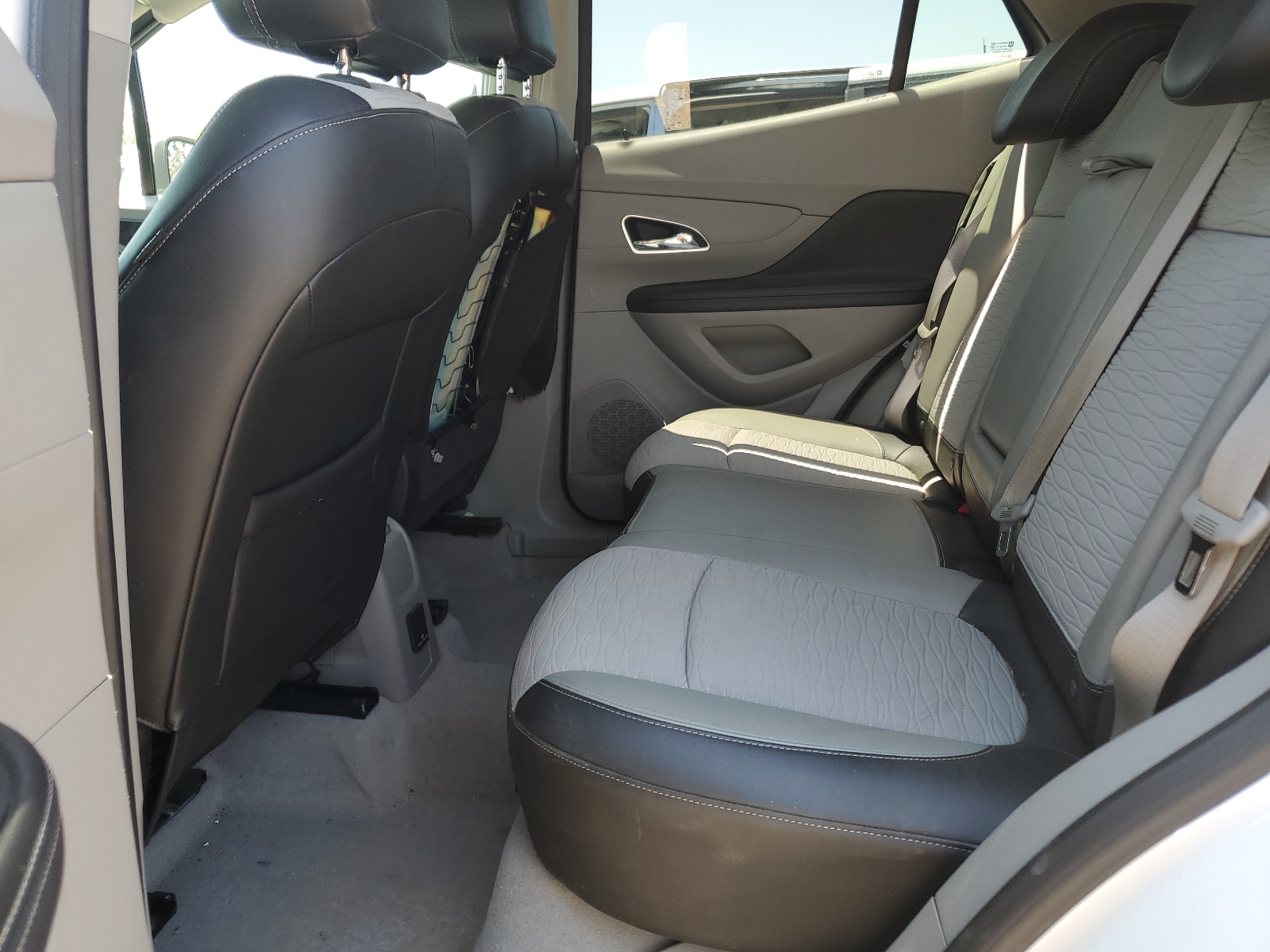 KL4CJFSB0FB268551 2015 Buick Encore Convenience