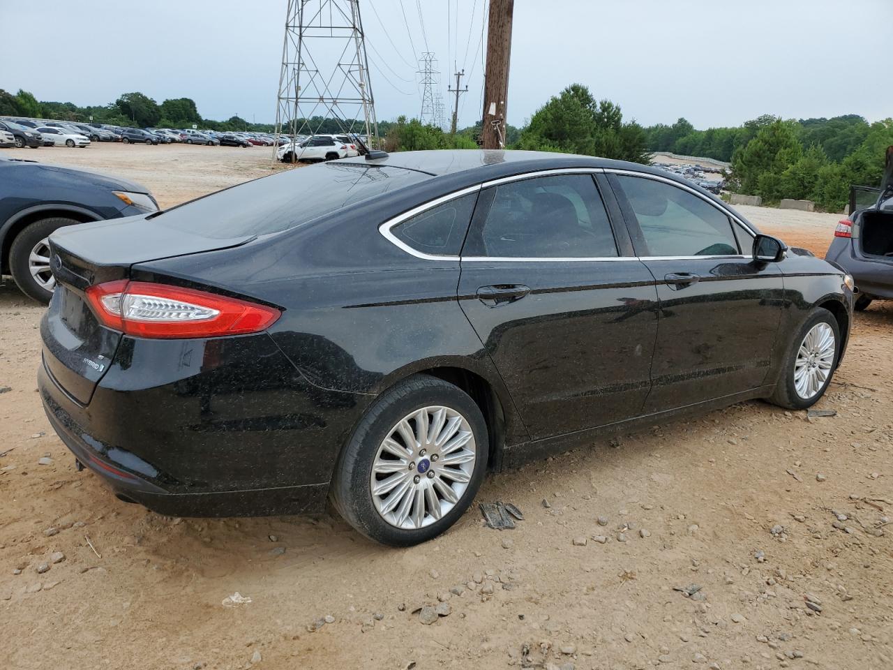 2013 Ford Fusion Se Hybrid VIN: 3FA6P0LUXDR202750 Lot: 58916334