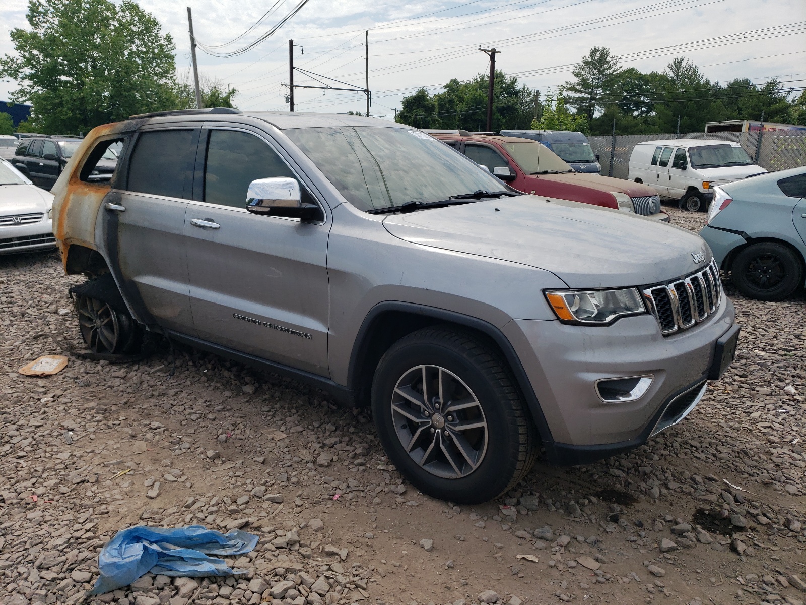 1C4RJFBG2JC215266 2018 Jeep Grand Cherokee Limited