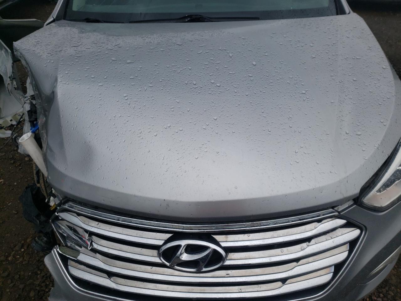 2015 Hyundai Santa Fe - Image 12