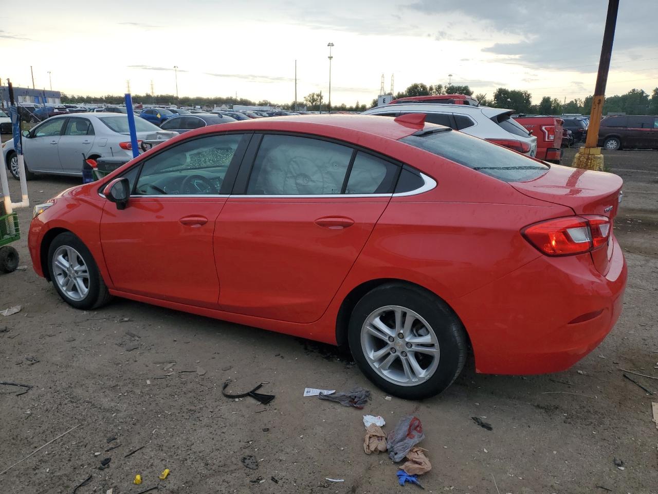 1G1BE5SM8J7136126 2018 Chevrolet Cruze Lt