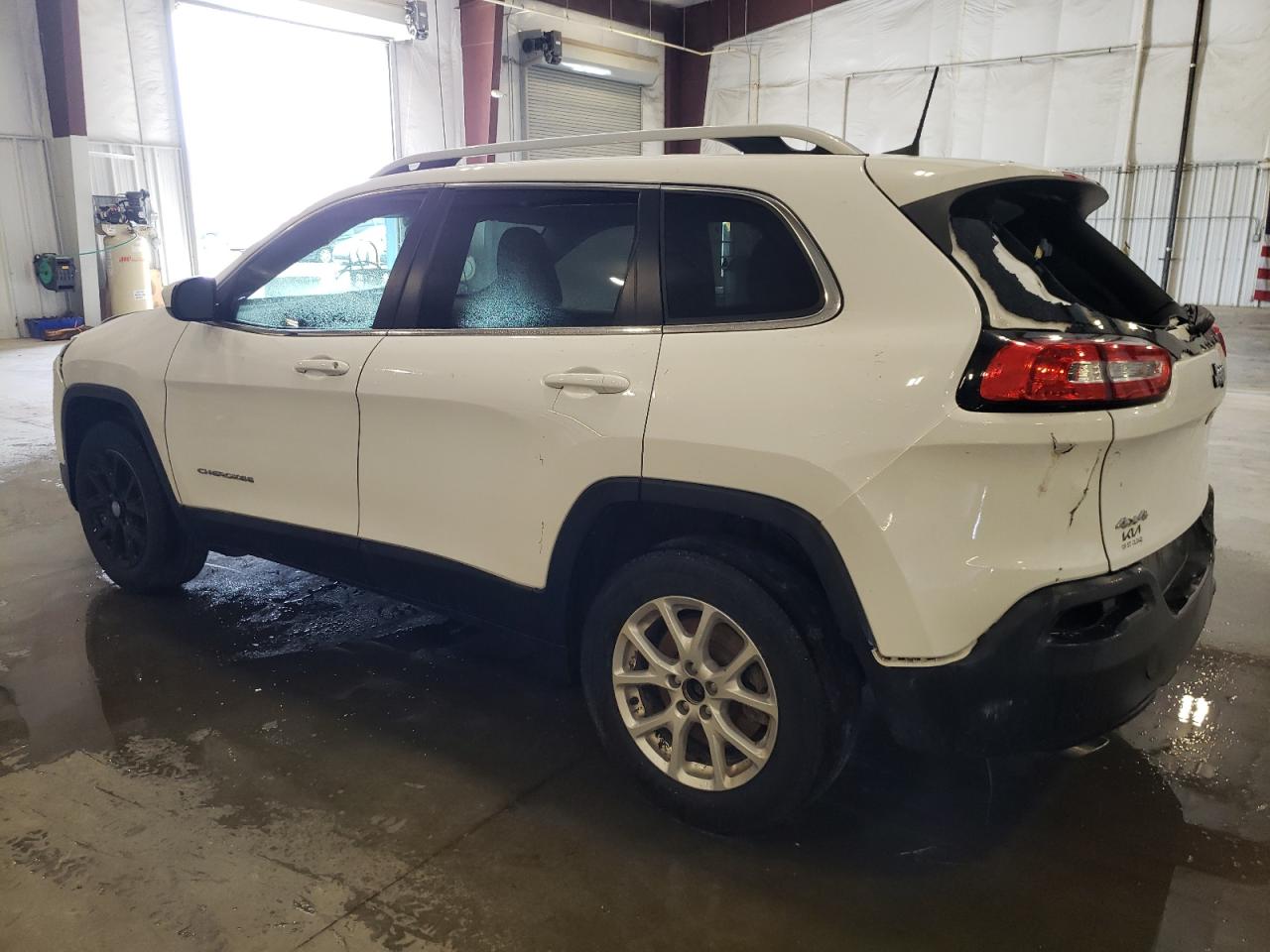 1C4PJMCBXJD529160 2018 JEEP GRAND CHEROKEE - Image 2