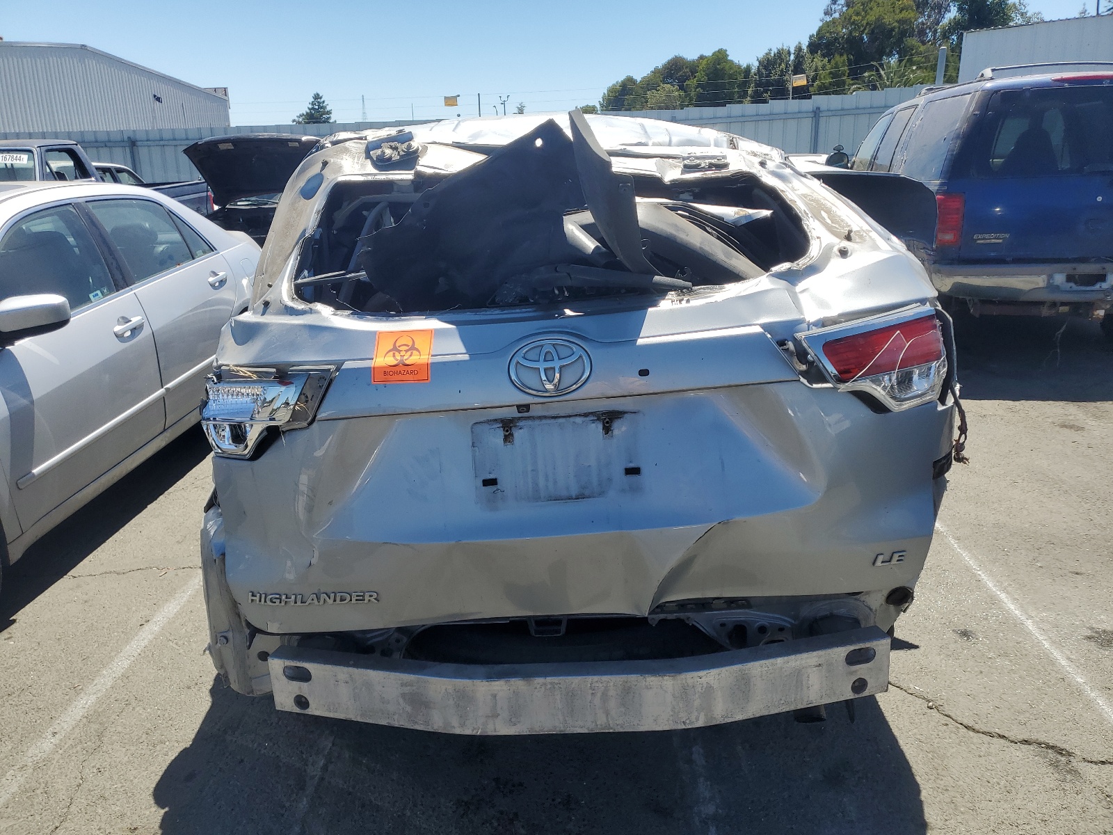 5TDZKRFH2ES017745 2014 Toyota Highlander Le