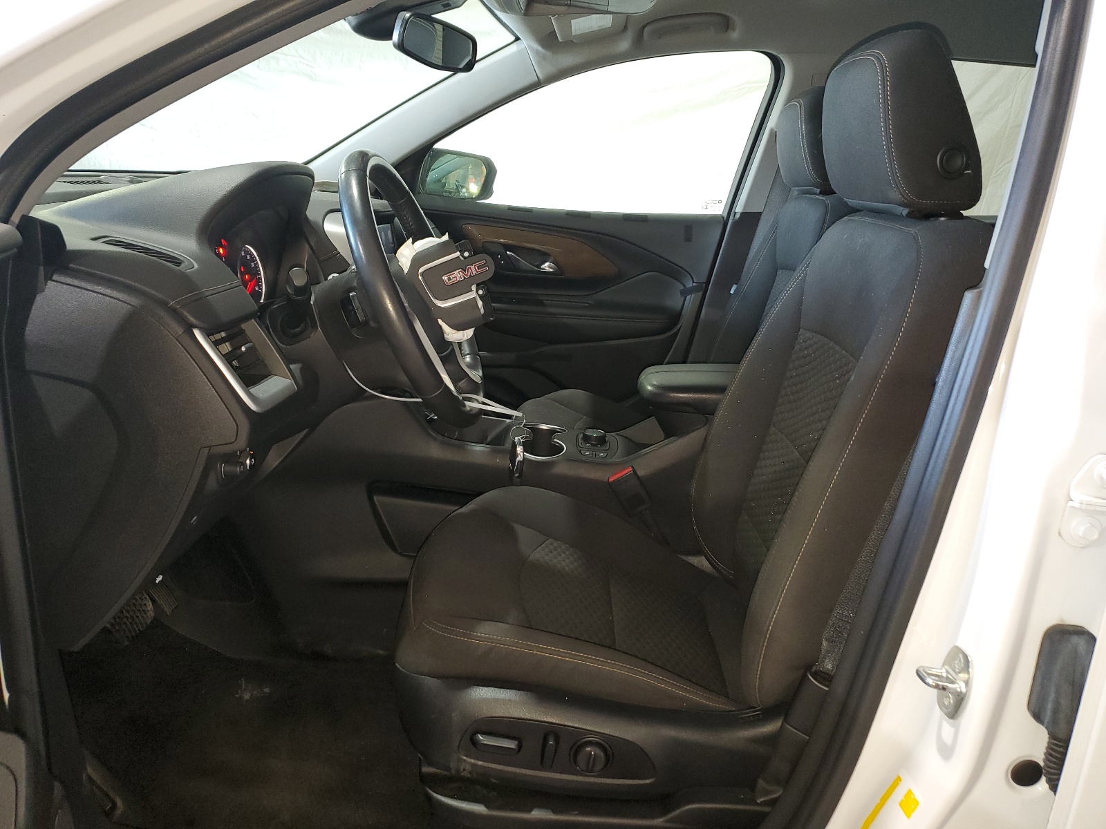 3GKALTEV6LL230574 2020 GMC Terrain Sle