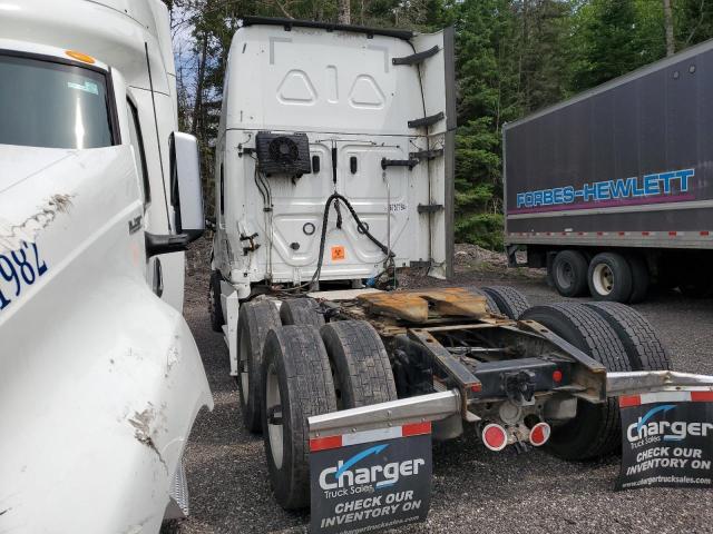 2022 FREIGHTLINER CASCADIA 126 