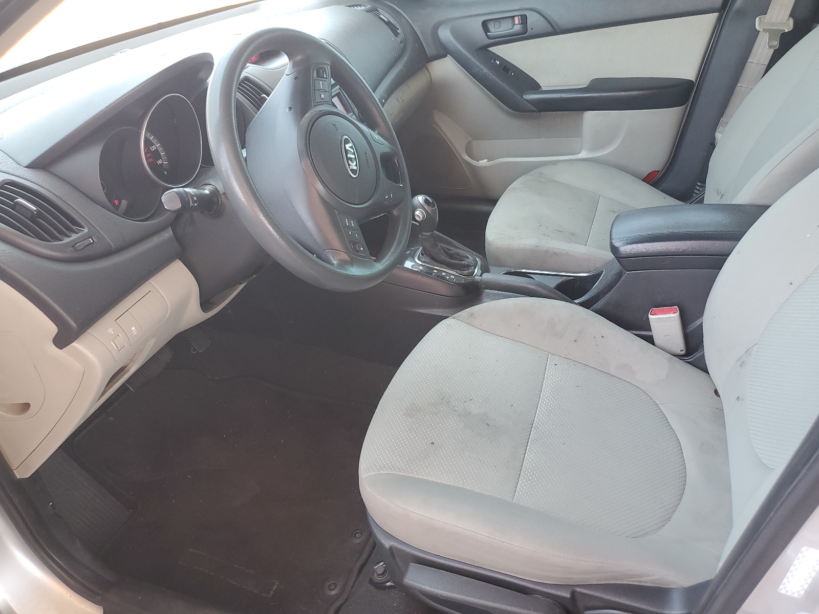 KNAFU4A29B5418243 2011 Kia Forte Ex