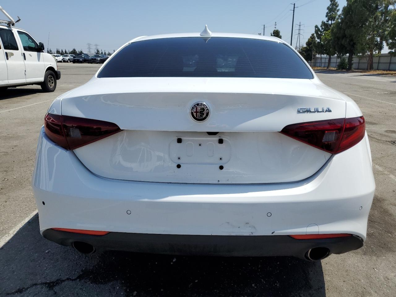 2021 Alfa Romeo Giulia - Image 6