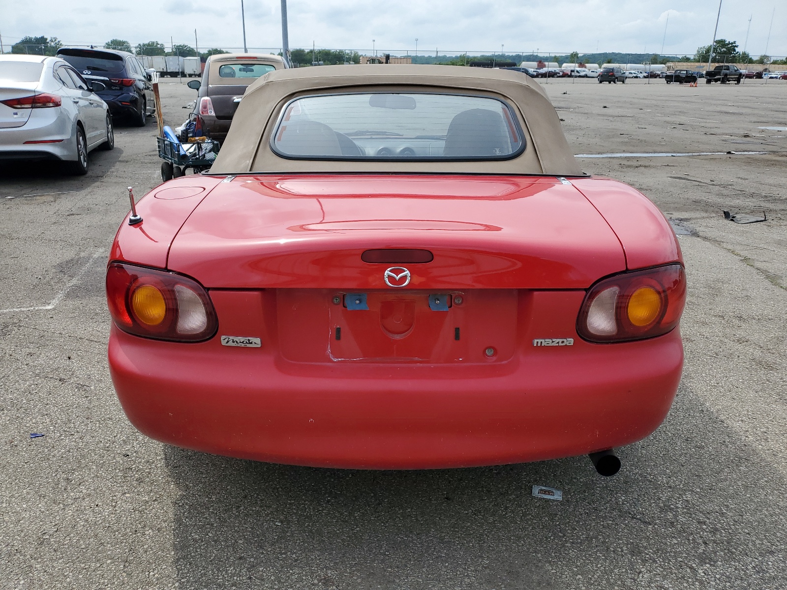 JM1NB3532X0107985 1999 Mazda Mx-5 Miata