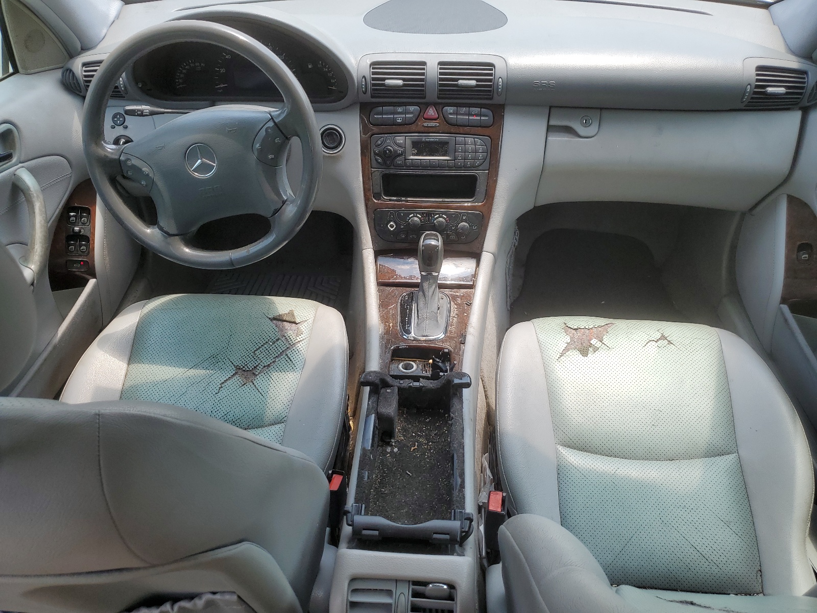 WDBRF61J64F476948 2004 Mercedes-Benz C 240