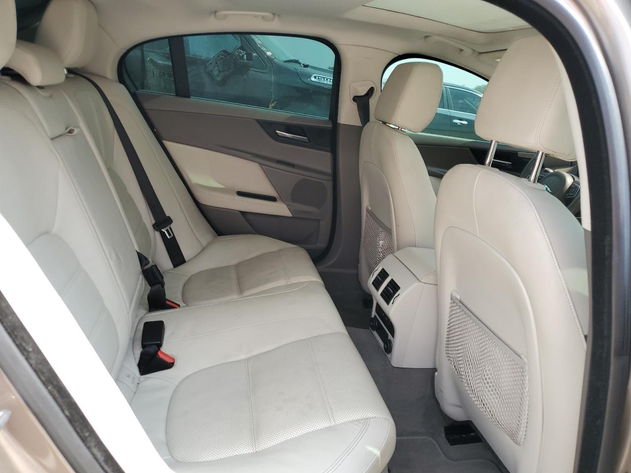 2017 Jaguar Xe Prestige VIN: SAJAE4BG4HA963756 Lot: 57283694