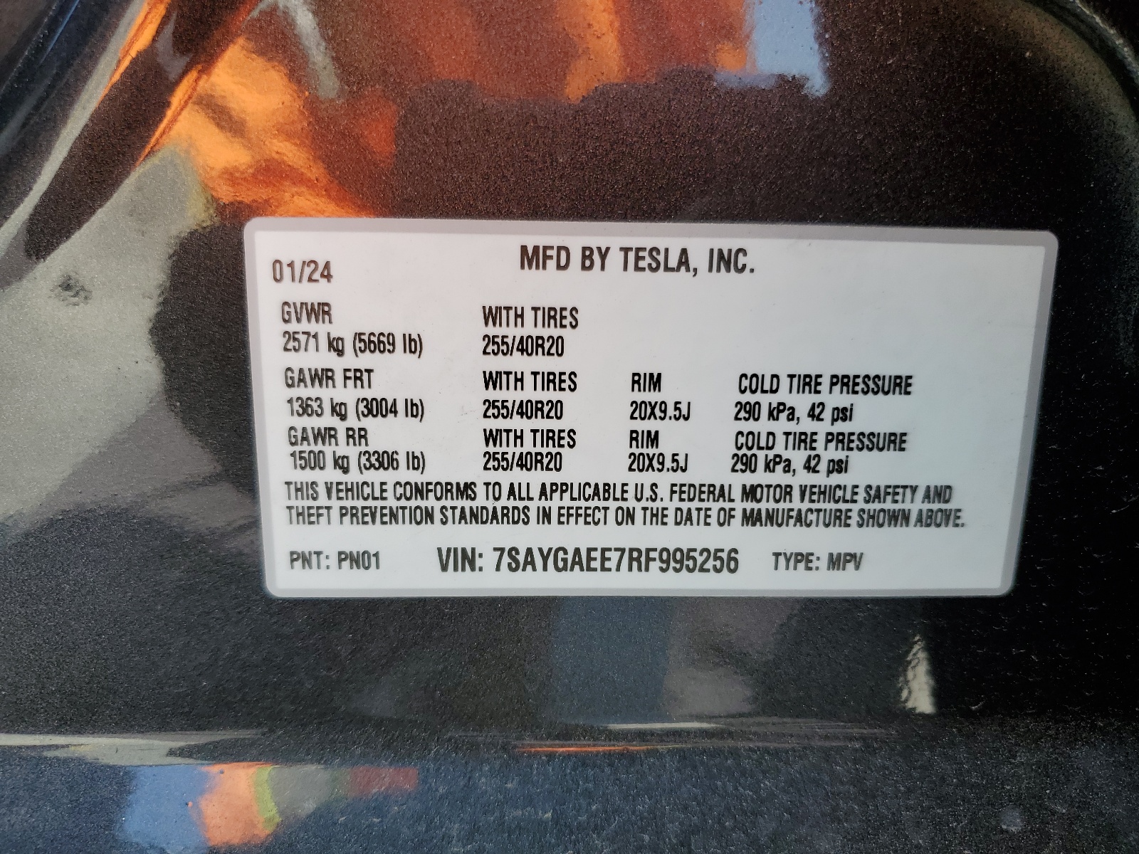 7SAYGAEE7RF995256 2024 Tesla Model Y