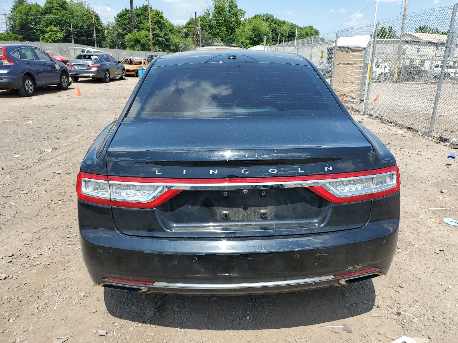 1LN6L9TP7H5607263 2017 Lincoln Continental Select