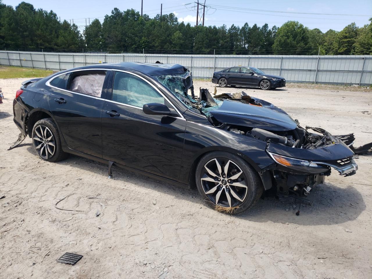 2020 Chevrolet Malibu - Image 4